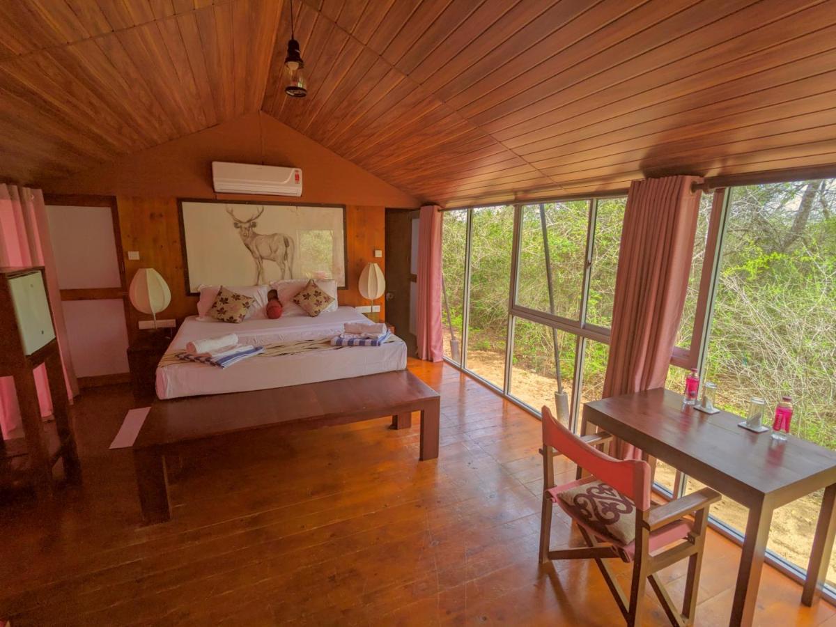 Yala Hotel Lion -Air Conditioned High Luxury Safari Camp Esterno foto
