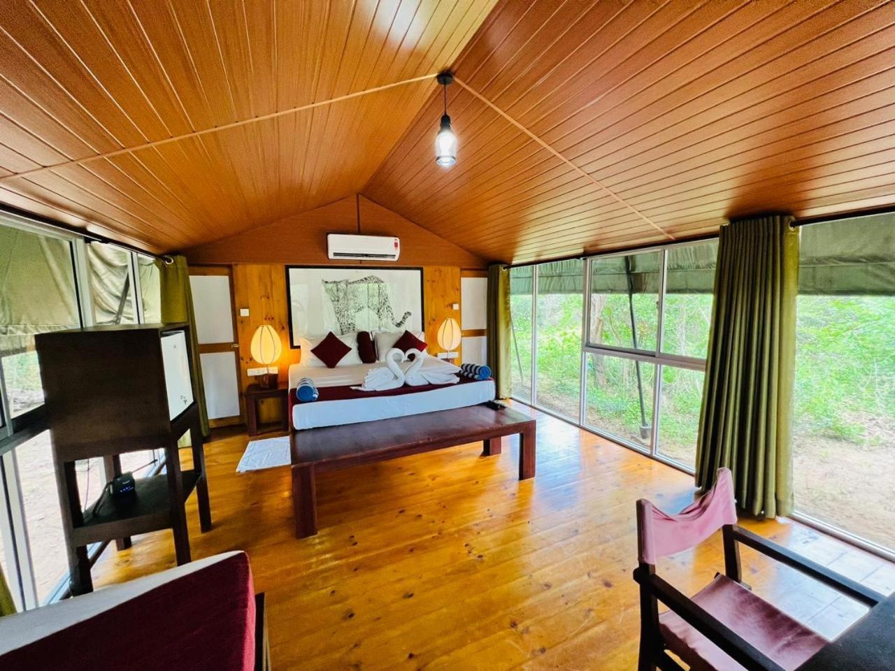 Yala Hotel Lion -Air Conditioned High Luxury Safari Camp Esterno foto